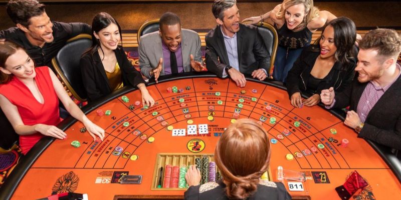 Nhóm kéo Baccarat ở đây là gì?